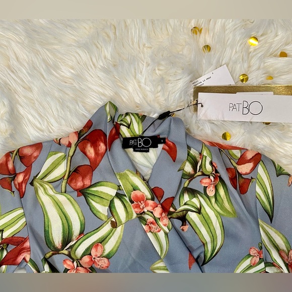 NWT PatBO Blue Zebrina Long Ruffle Sleeve Wrap Top - Picture 6 of 8